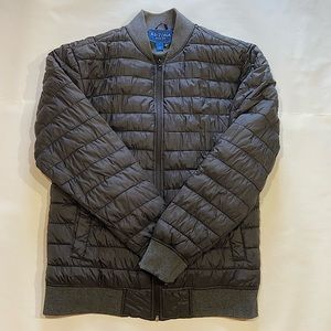 Mens Small Arizona Jean Co. Winter Coat. Like new with low wear. Black